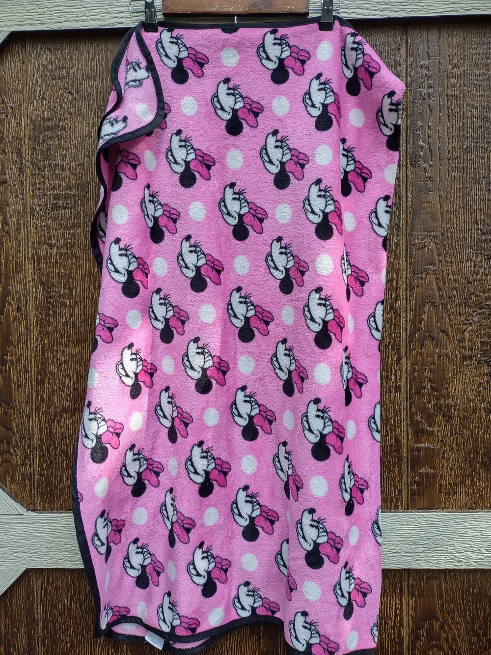 Disney Minnie Mouse plush blanket 30x36